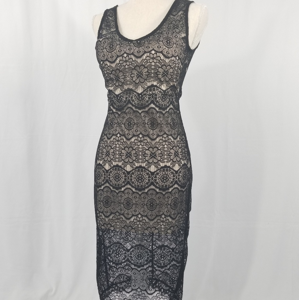 DIVA APPARED Black Lace Dress.  Sz M